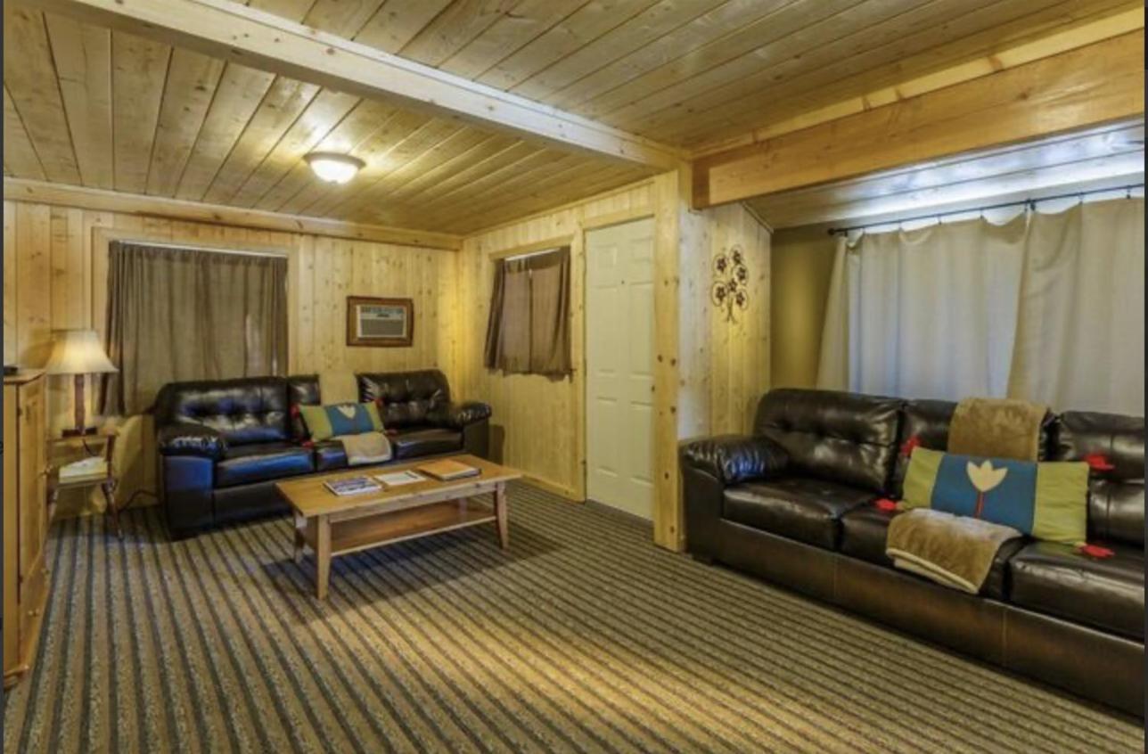 Sleepy Hollow Cabins & Hotel Crestline Exterior foto