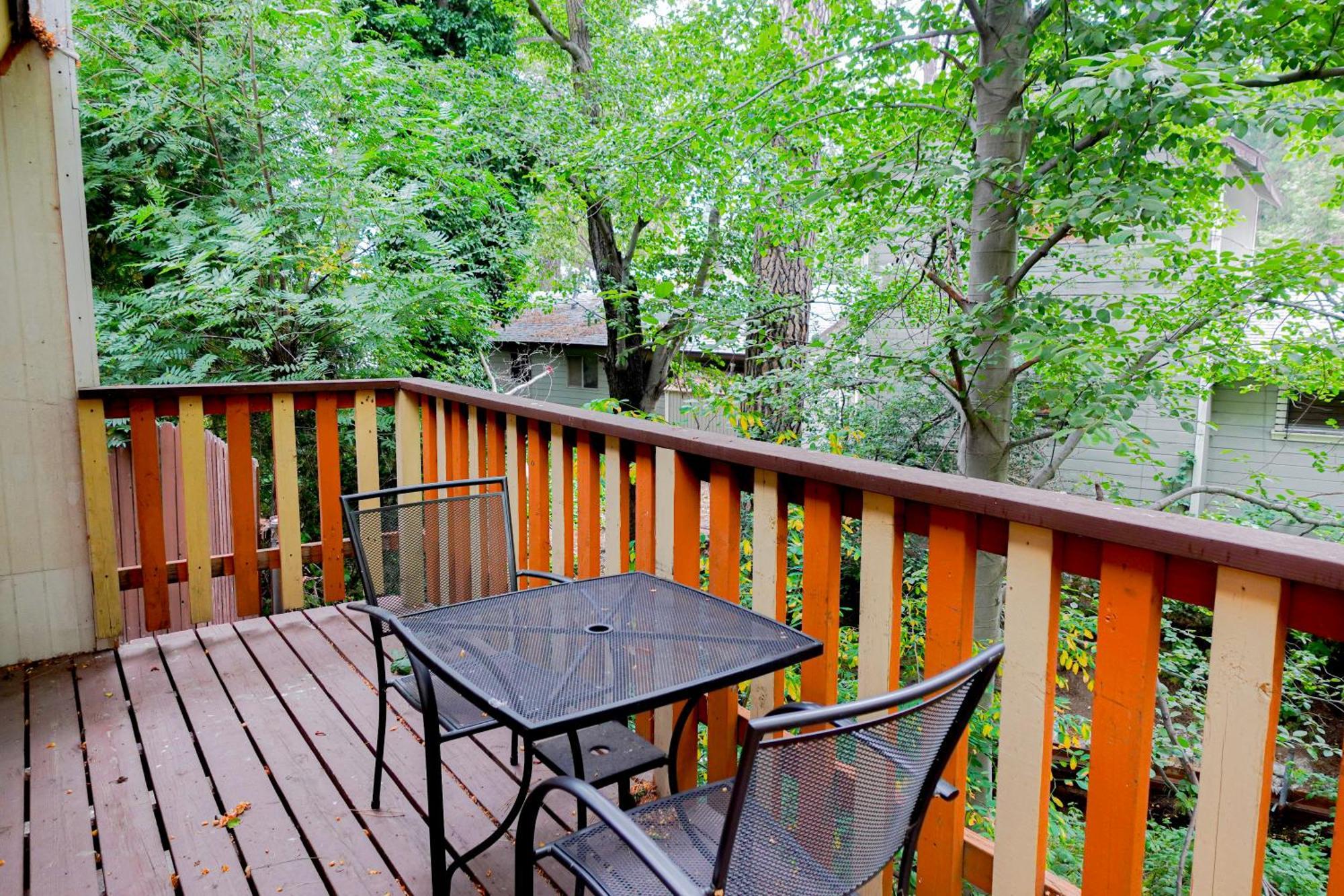 Sleepy Hollow Cabins & Hotel Crestline Exterior foto